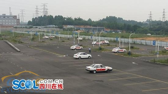 眉山推出暑期“师生驾考专场” 想要拿驾照的师生赶紧啦！